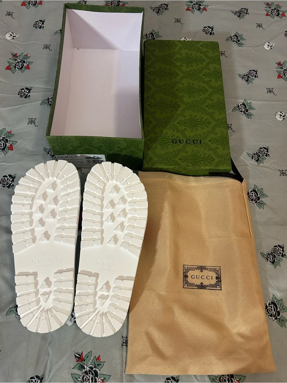 Gucci White Slides with Green and Red Stripes